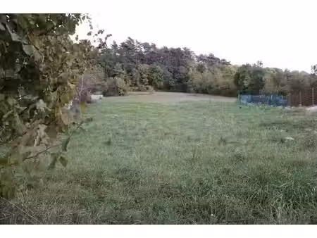 vente terrain 700 m² à lons-le-saunier (39000)  70 000 €