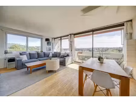 meublé 4 chambres 94m2 asecnseur - balcon - box