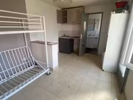 vente maison à niort (79000) : à vendre / 16m² niort