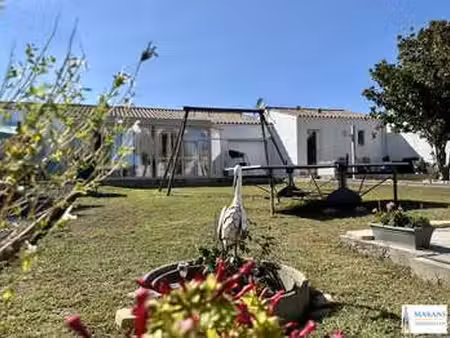 vente maison à charron (17230) : à vendre / 124m² charron
