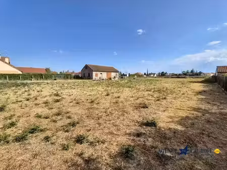 vente terrain à batir 2950 m² à vendat (03110)  137 800 €