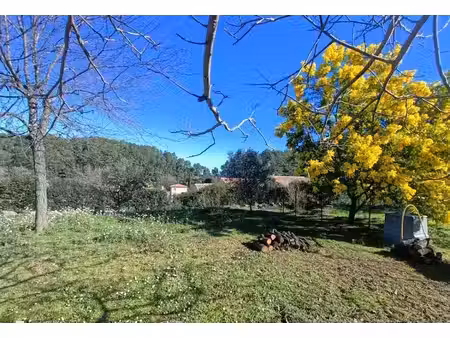 vente terrain 728 m² à le thoronet (83340)  139 000 €