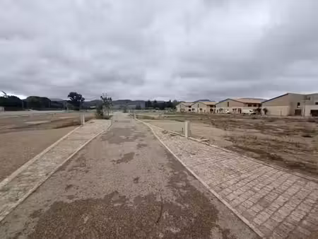 vente terrain 282 m² à peyrolles-en-provence (13860)  152 000 €