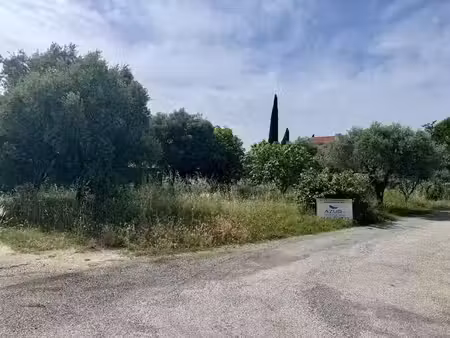 vente terrain 300 m² à châteauneuf-les-martigues (13220)  179 900 €