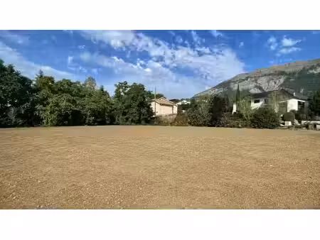 vente terrain 794 m² à gap (05000)  200 000 €