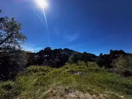 vente terrain 654 m² à roquebrune-sur-argens (83520)  225 000 €