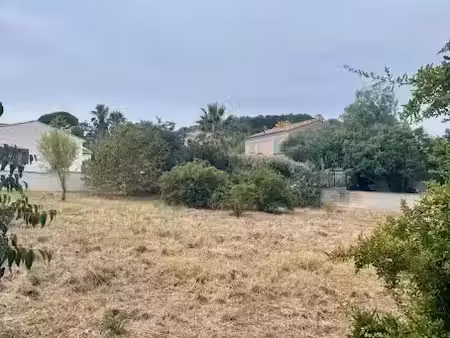 vente terrain 580 m² à marseille 11ème (13011)  399 000 €