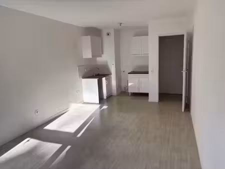 location appartement 1 pièce 30 m² à argenteuil (95100)  825 €