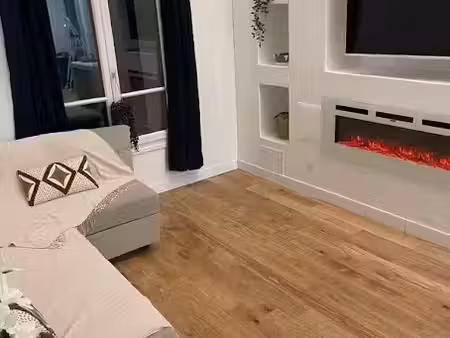 location meublée appartement 2 pièces 45 m² à courbevoie (92400)  1 500 €
