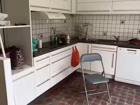 location appartement 4 pièces 90 m² à draguignan (83300)  1 000 €