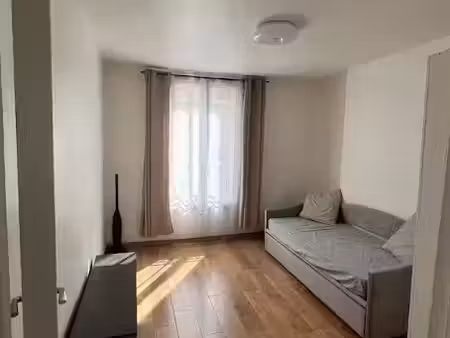 location meublée appartement 2 pièces 25 m² à ivry-sur-seine (94200)  850 €
