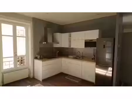 location meublée appartement 2 pièces 51 m² à lyon 1er (69001)  950 €