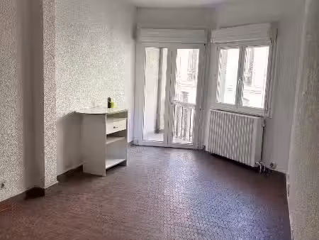 location appartement 3 pièces à bordeaux (33000)  800 €