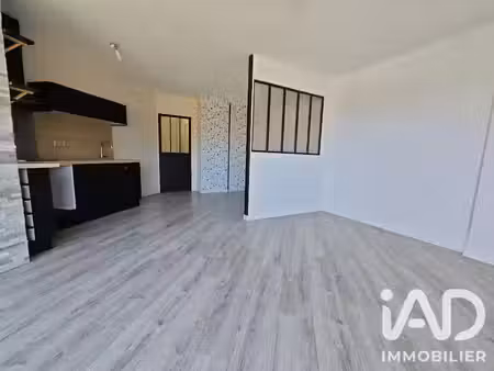 location meublée appartement 2 pièces 39 m² à montpellier (34000)  894 €