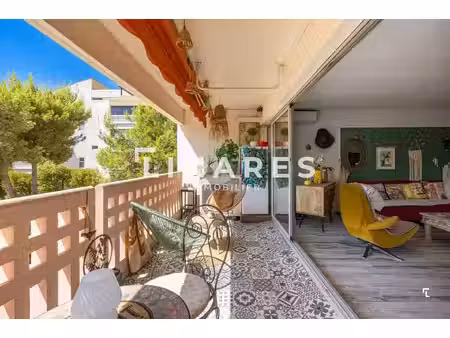 le coloré - appartement t3 de 70m² - terrasse - cave -13380