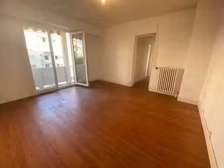 location appartement 1 pièce 55 m² à toulouse (31000)  890 €