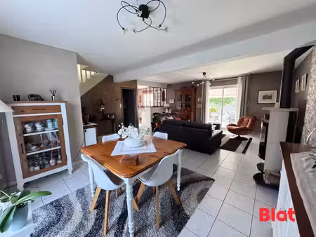 maison quatre chambres à vendre à bruz par blot immobilier