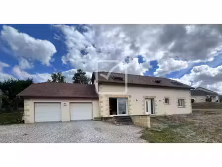 a 15mn du centre de brive - maison 160m2- 4 chambres - vie