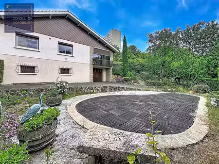maison 6 pièces 117 m² à 5 mn à pied du métro