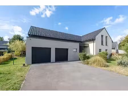 maison 7 pièces 240 m²