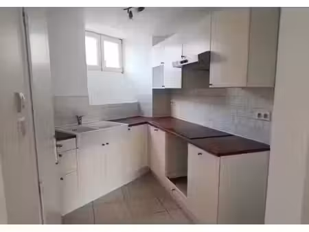 location appartement 2 pièces à bordeaux (33000)  940 €