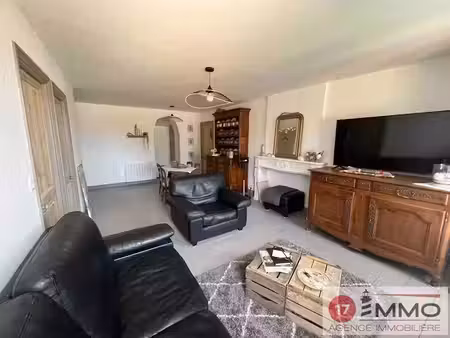 location meublée appartement 3 pièces 78.48 m² à salles-sur-mer (17220)  925 €
