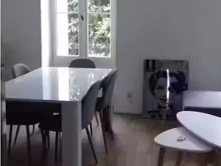 location appartement 4 pièces à bordeaux (33000)  1 050 €
