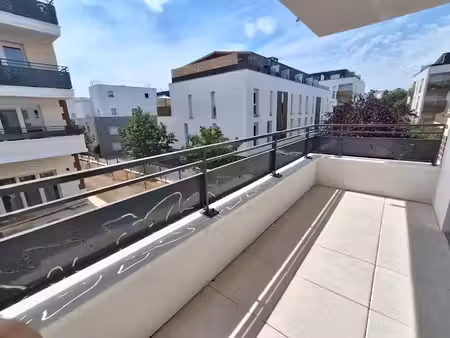 location appartement 2 pièces 46 m² à eragny sur oise (95610)  1 054 €
