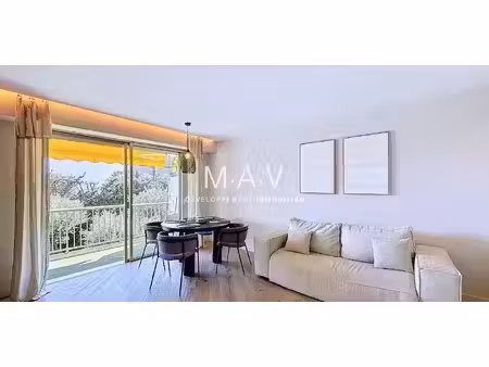 appartement avec terrasse en bord de mer roquebrune-cap-martin (06)