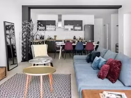 location maison à vion (72300) : à louer / 101m² vion