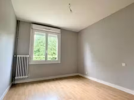 location appartement 4 pièces à bubry (56310) : à louer 4 pièces / 80m² bubry