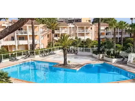 appartement avec terrasse et piscine vallauris (06)