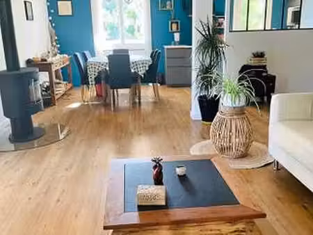 location maison à noyen-sur-sarthe (72430) : à louer / 101m² noyen-sur-sarthe