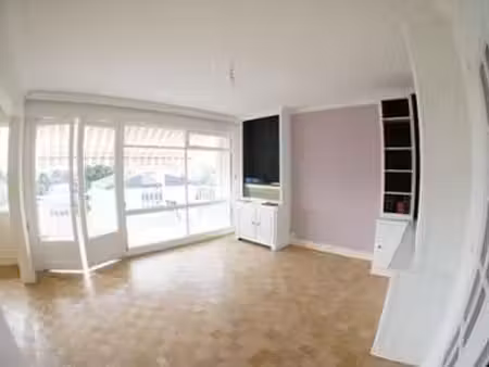 location appartement 3 pièces à angers (49000) : à louer 3 pièces / 68m² angers