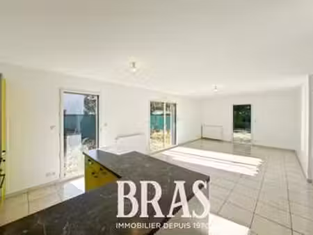 location maison à saint-molf (44350) : à louer / 79m² saint-molf