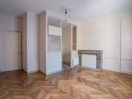 location appartement 2 pièces à angers centre (49000) : à louer 2 pièces / 41m² angers cen