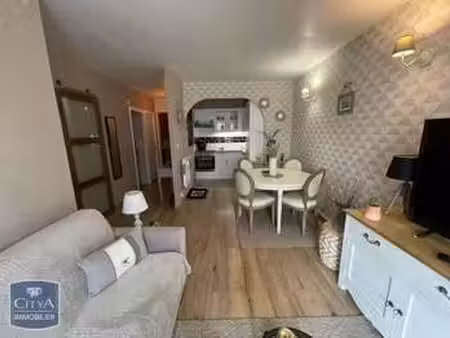 location appartement 2 pièces meublé au mans république (72000) : à louer 2 pièces meublé 