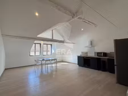appartement t3 duplex 101m2 - centre ville vic en bigorre