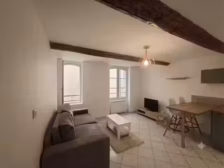location meublée appartement 1 pièce 27.65 m² à toulon (83000)  630 €