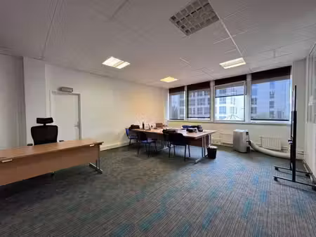 location bureaux 100m²