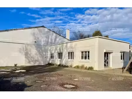 location local d’activités saint-herblain 44800 715m²