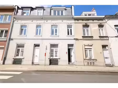 magnifique duplex avec vaste terrasse