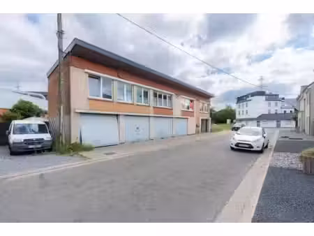 terrain a projet avec batiment