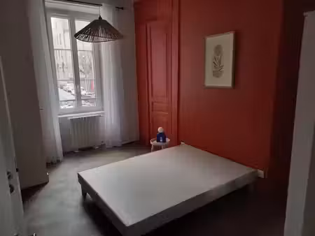 location meublée appartement 1 pièce 14 m² à limoges (87000)  445 €