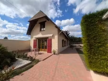 vente maison à saint-pierre-lès-elbeuf (76320) : à vendre / 200m² saint-pierre-lès-elbeuf