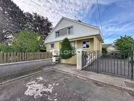 vente maison à thouars (79100) : à vendre / 151m² thouars