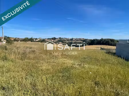 terrain constructible avec vue sur la commune de valzergues