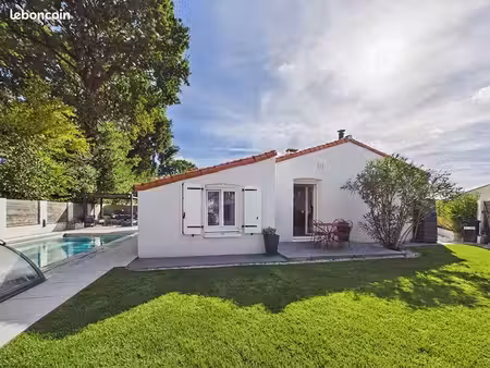 maison 8 pièces 160 m²