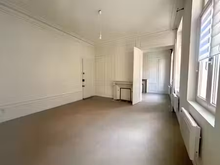 location appartement 2 pièces 40.8 m² à amiens (80000)  550 €