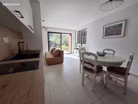 t2 meublé haut de lescar - location courte durée possible